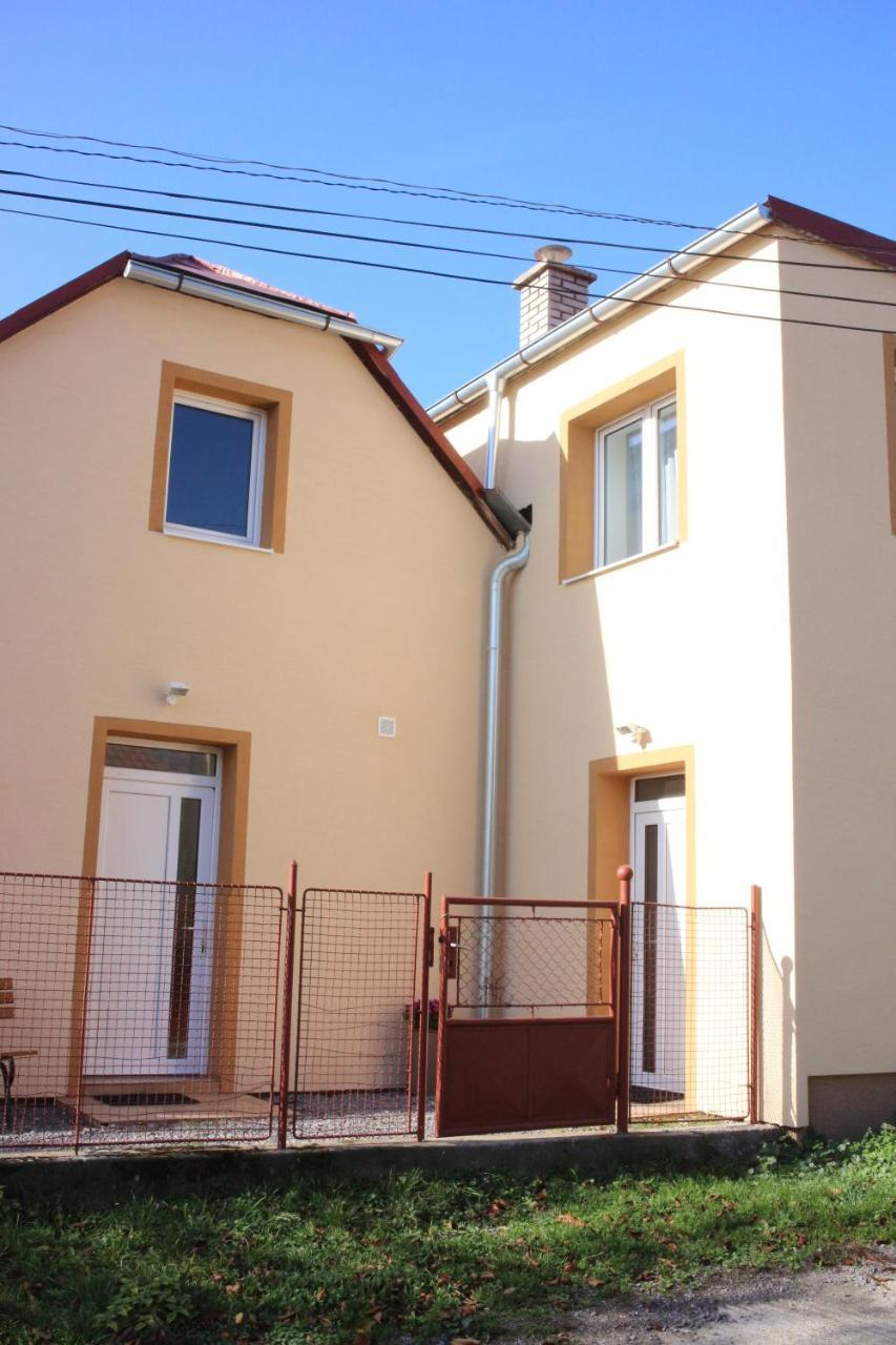 Apartmanovy Dom Maria Banska Stiavnica Bagian luar foto